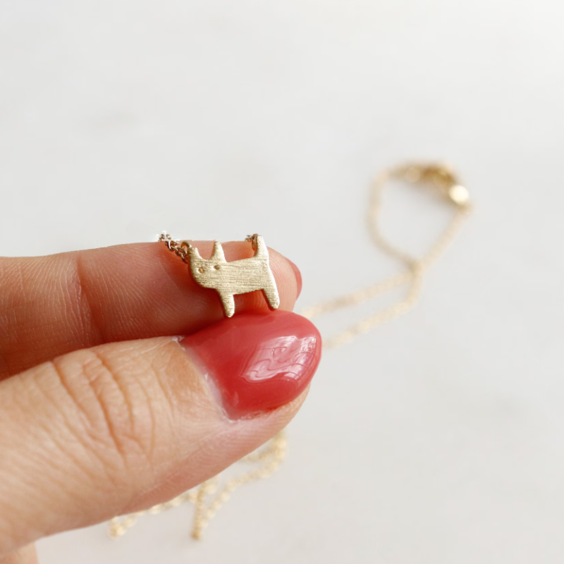 Whiskered Whisper Cat Necklace – A Minimalist Ode to Feline Grace